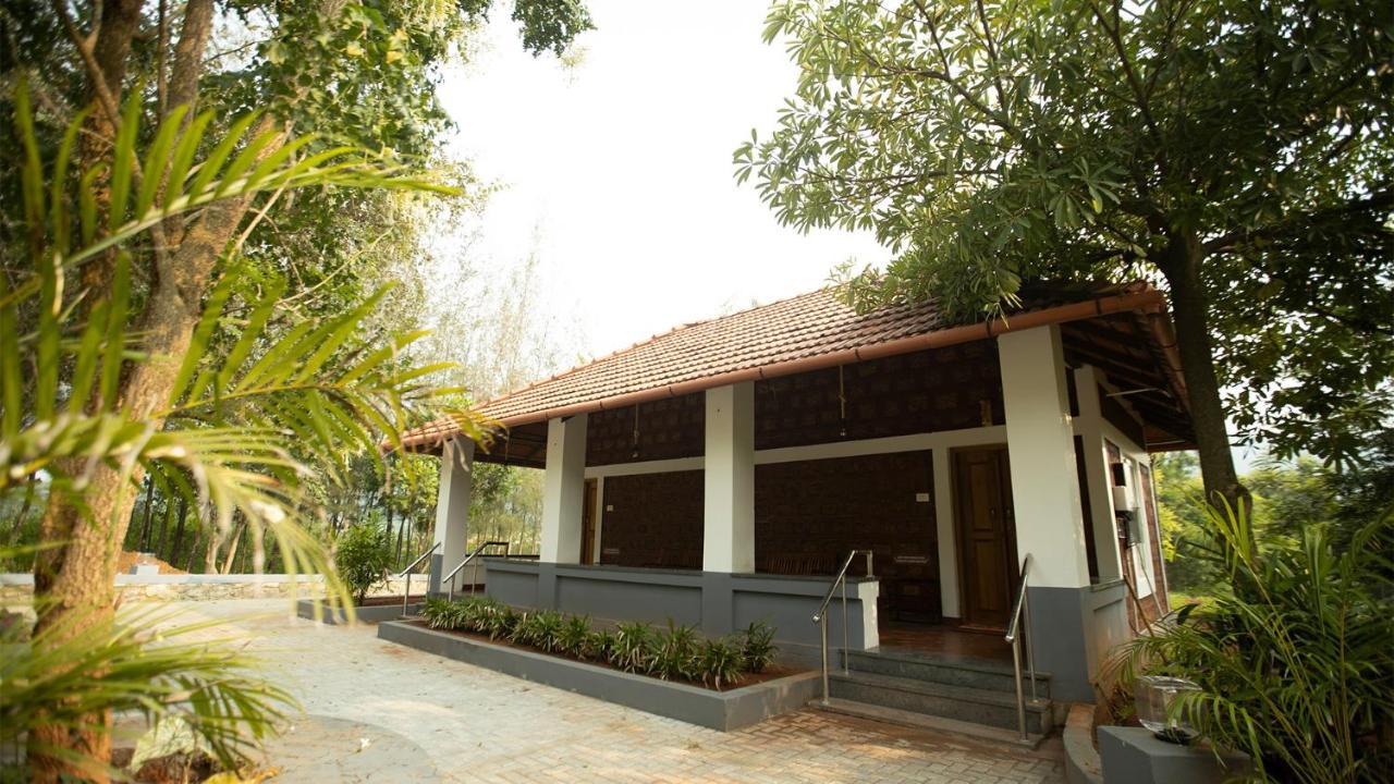 Aara Jungle Resort Coimbatore Exterior photo